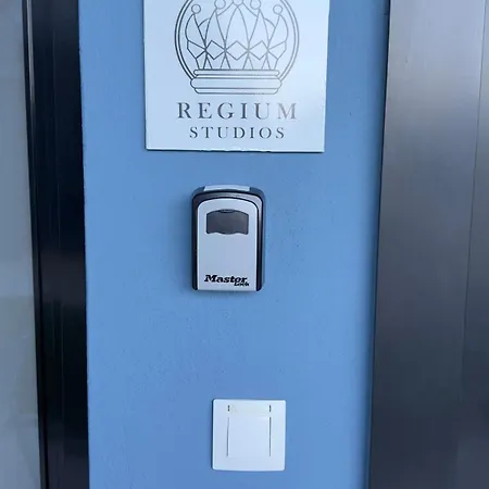 アパートホテル Regium